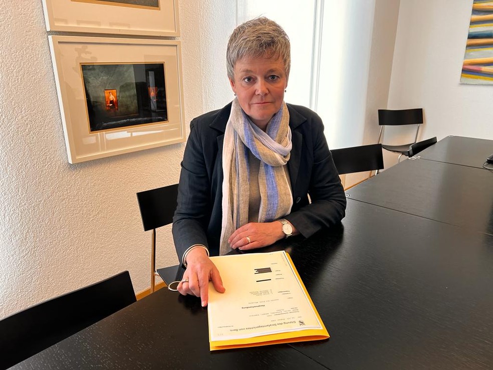 Barbara Studer é diretora do Arquivo de Berna — Foto: ge.globo