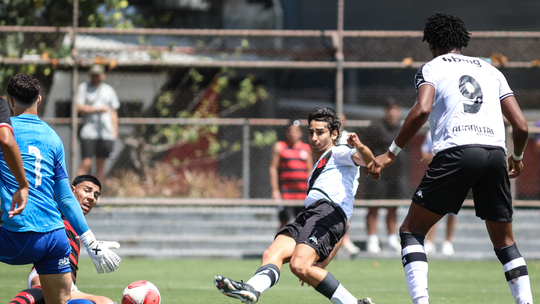 Com reforços do profissional, Vasco busca bi do Carioca Sub-20 contra o Flamengo neste sábado