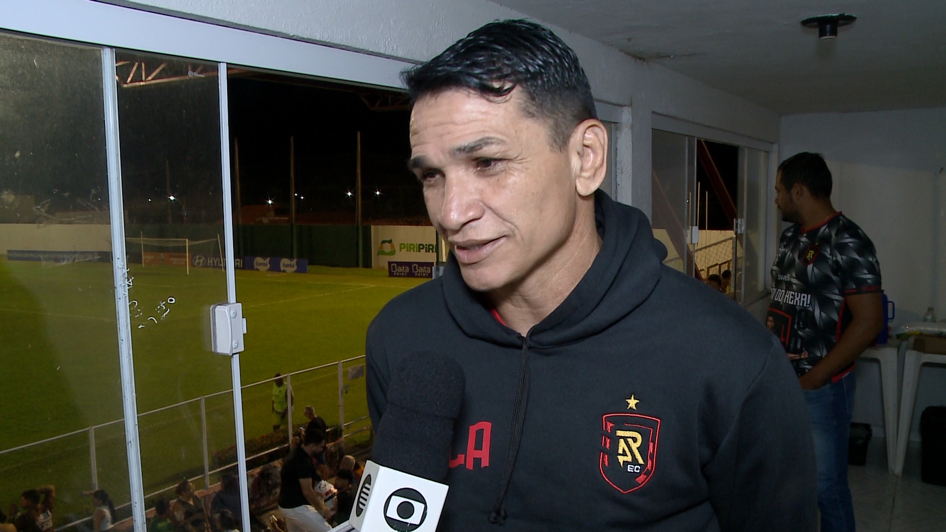 Ronaldo Angelim roda 550 km para assistir Flamengo na Copa do Brasil Feminina, e clube se classifica