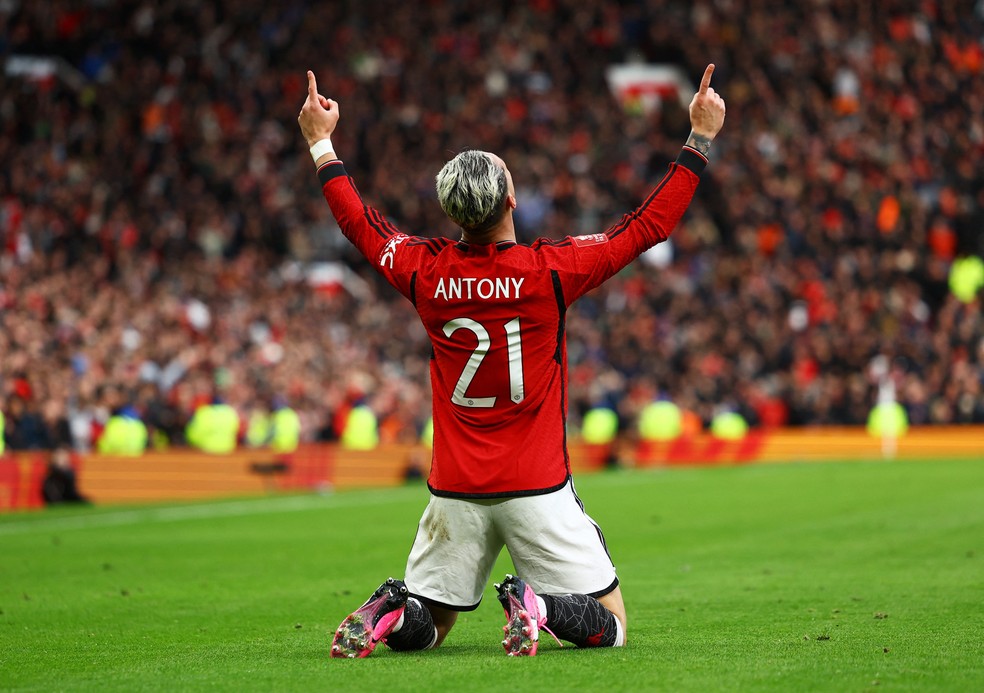 Antony gol Manchester United x Liverpool — Foto: Molly Darlington/Reuter