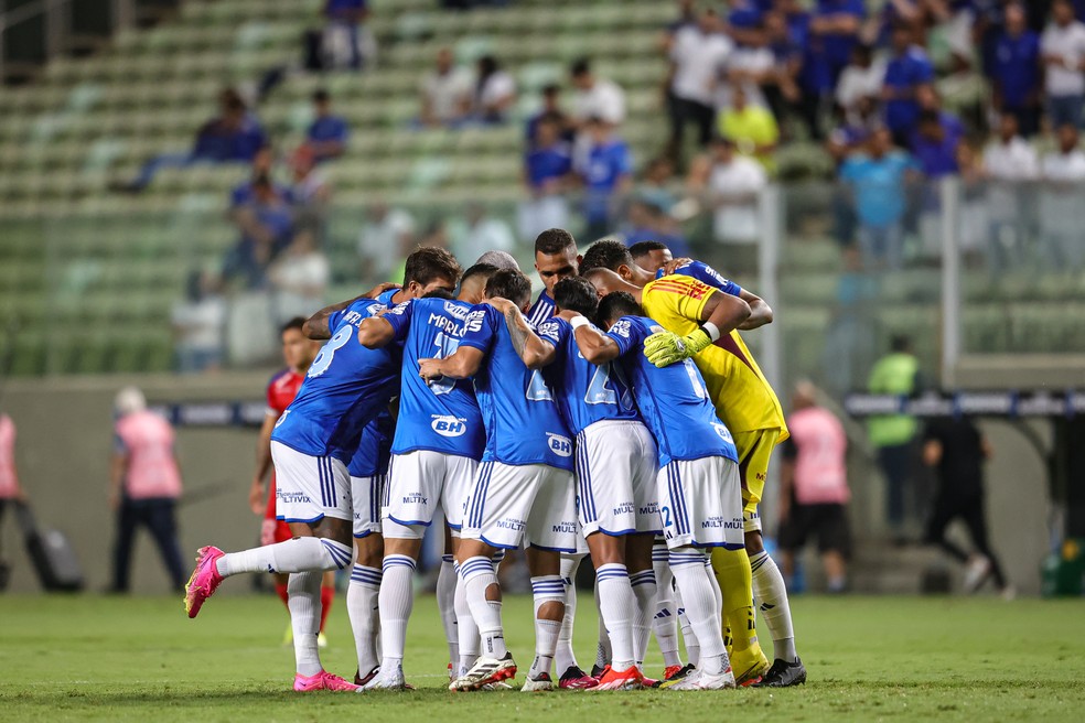 Time do Cruzeiro — Foto: Gilson Lobo/AGIF