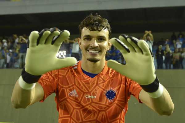 Conheça Otávio, goleiro que o Cruzeiro abrirá as portas no profissional com Fernando Diniz