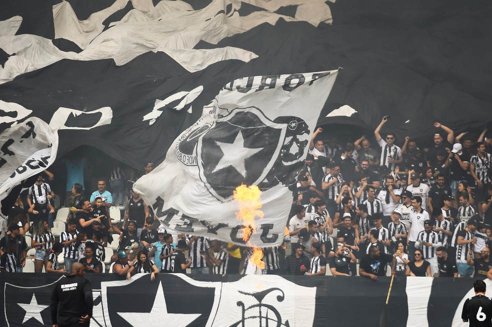 Botafogo de Futebol e Regatas - Ingressos - Botafogo x Palmeiras