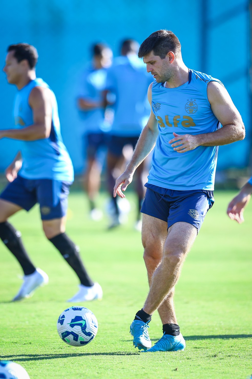 Kannemann em treino do Grêmio — Foto: Lucas Uebel/Grêmio FBPA