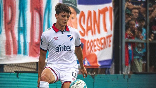 Atlético-GO encaminha contratação do lateral-direito uruguaio Rafael Haller