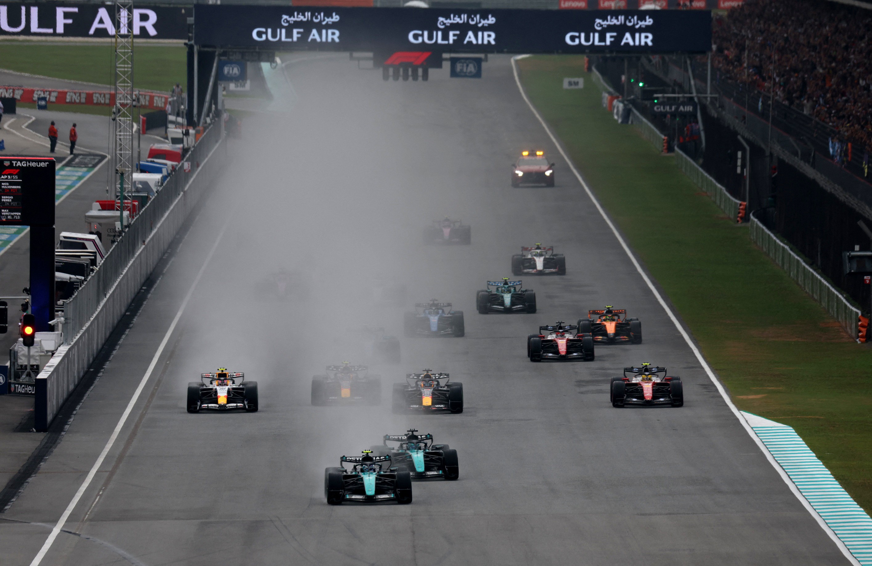 SIGA: Verstappen reassume a ponta em relargada na Malásia