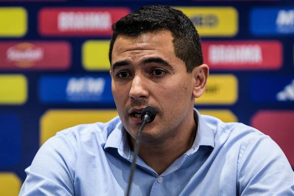 Diretor do Cruzeiro faz balanço do mercado e mira reforços pontuais para fechar o elenco
