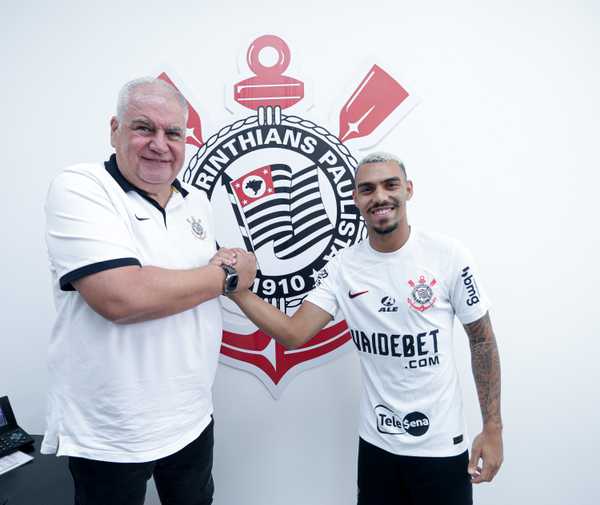 Corinthians assina com Matheuzinho para reforçar a lateral-direita do time.