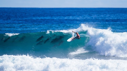 Gabriela Bryan surfa ao lado1xbet 777 onlinegolfinhos1xbet 777 onlineMargaret River - Foto: (Aaron Hughes/World Surf League)