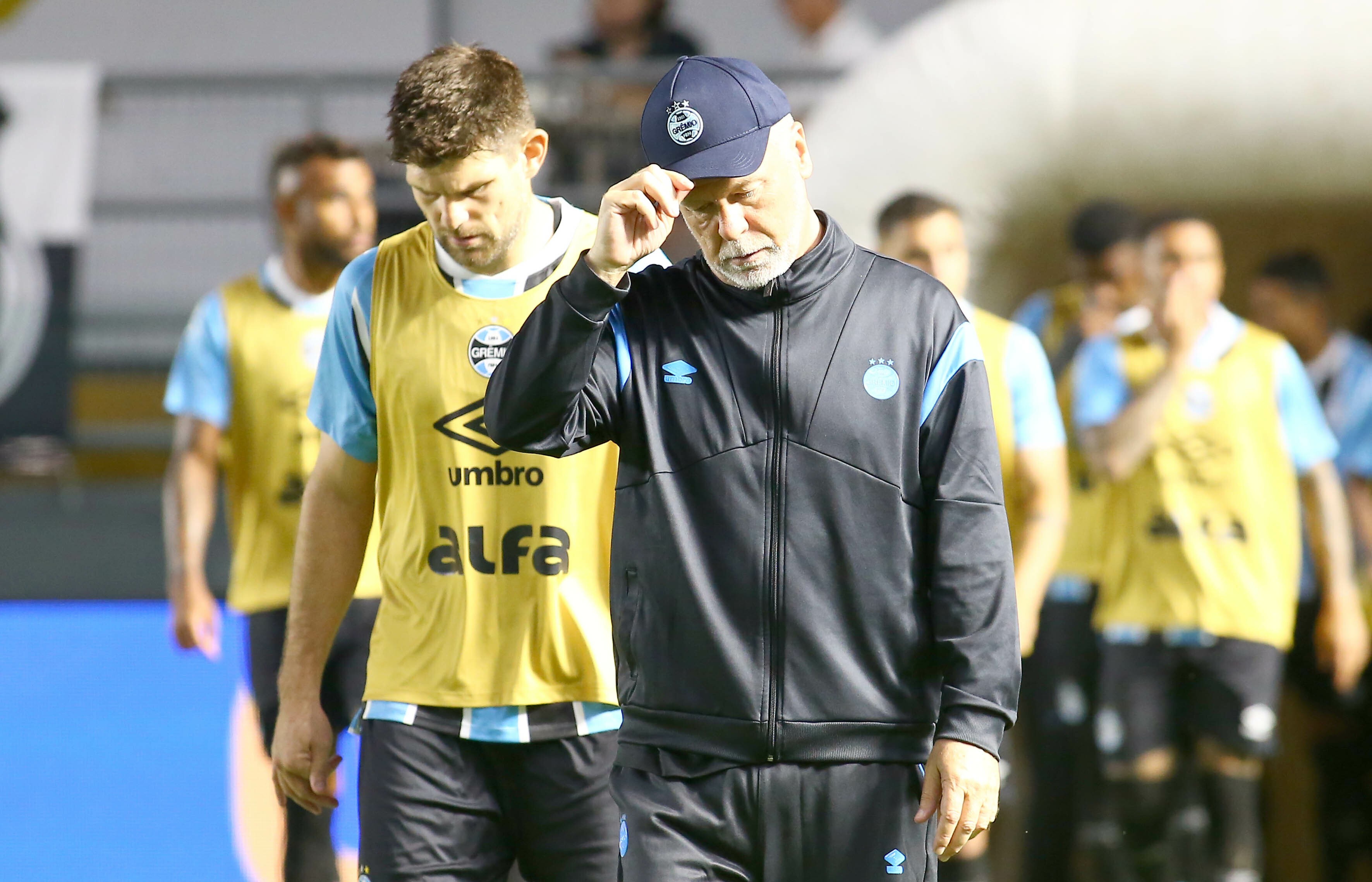 Valorização de ponto fora não diminui lamento por gol sofrido pelo Grêmio