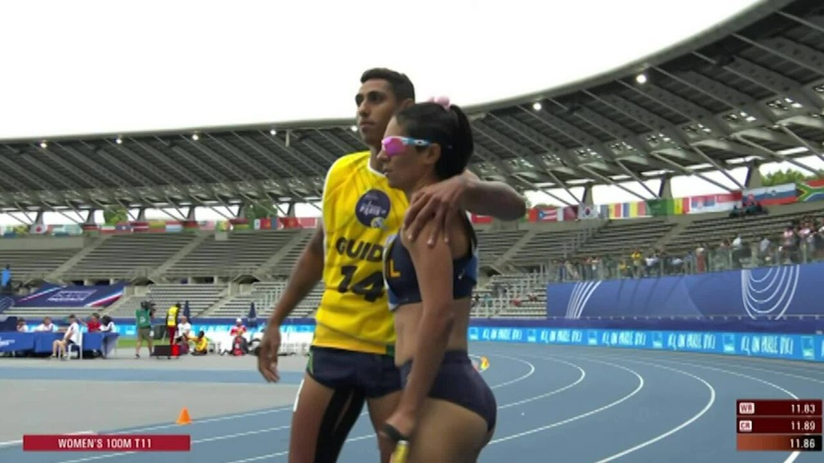 Jerusa dos Santos, 41 ans, est championne du 100 mètres sprint au Championnat du monde paralympique |  jeux paralympiques