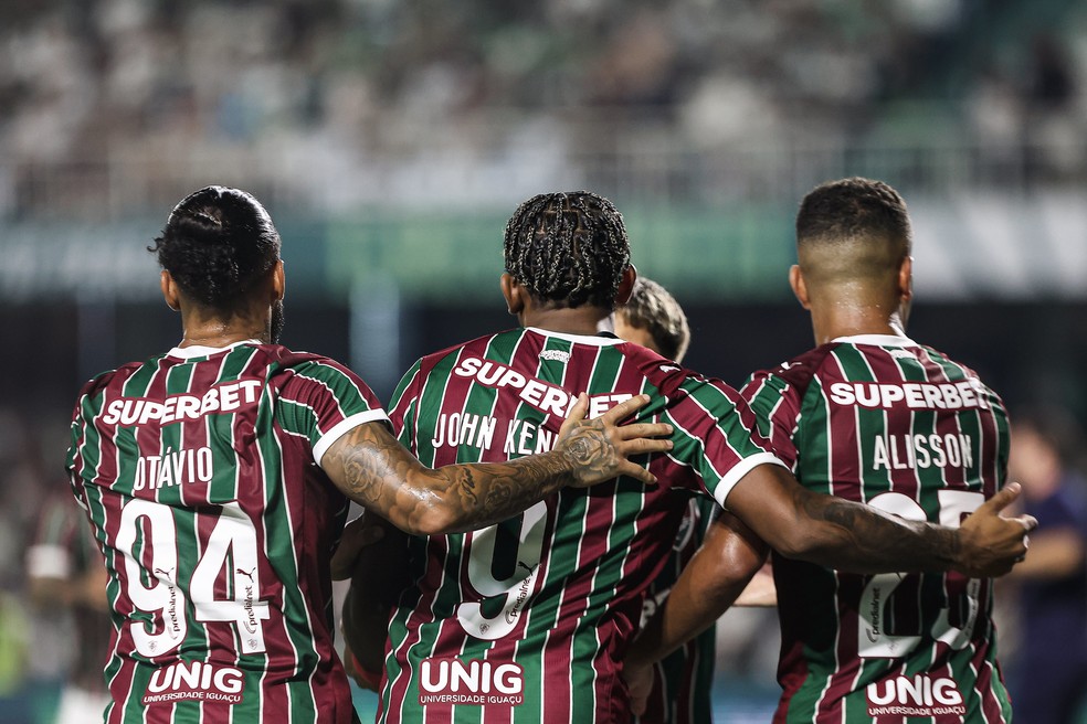 Estratégia e precaução: Por que o Fluminense poupou titulares no Brasileirão