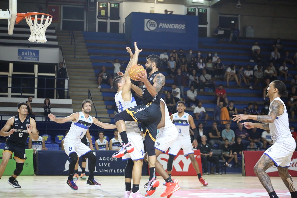 Palyoffs Novo Basquete Brasil - Jogo Pinheiros Sky x Vivo …