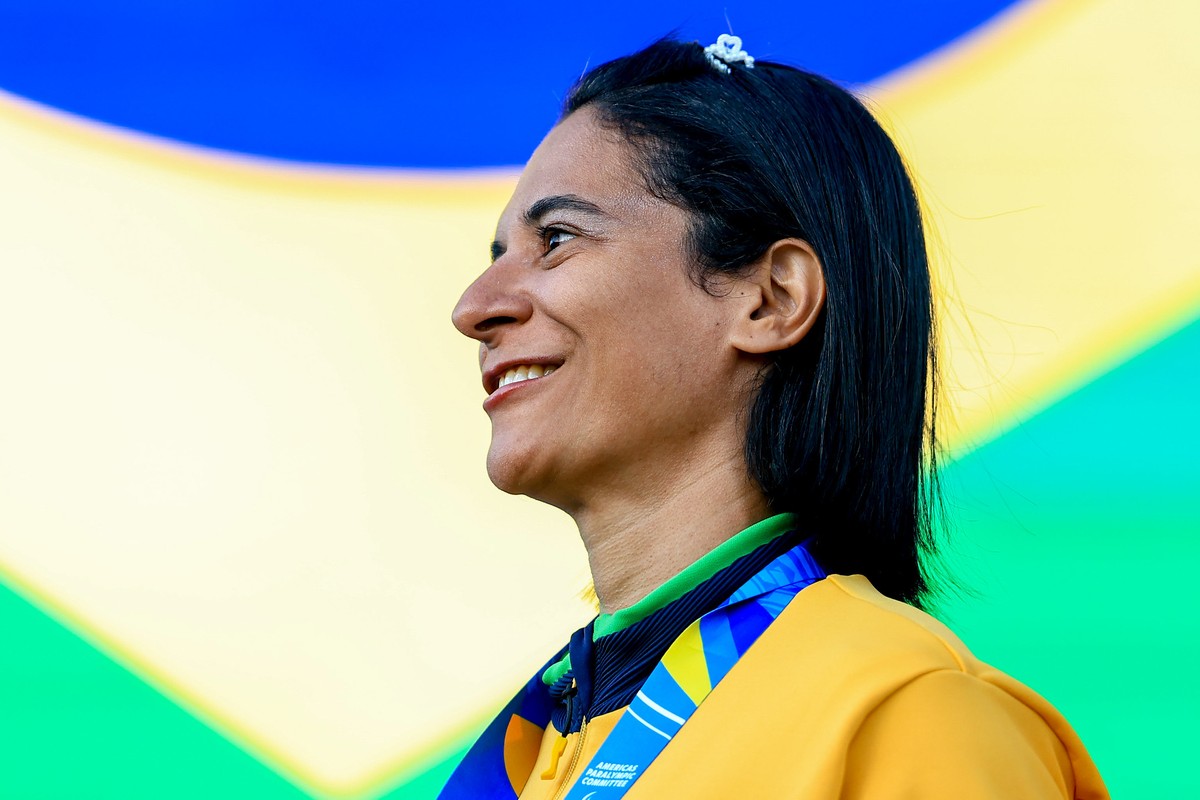 Jerusa disputa revezamento 4x100 pela primeira vez desde 2015 e busca ...
