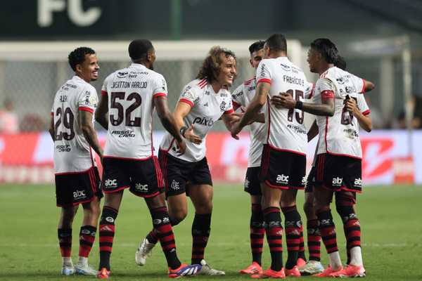 Flamengo vislumbra final da Copa do Brasil após vitória decisiva no jogo.