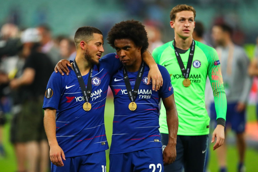 Hazard elege brasileiro Willian como melhor companheiro da carreira