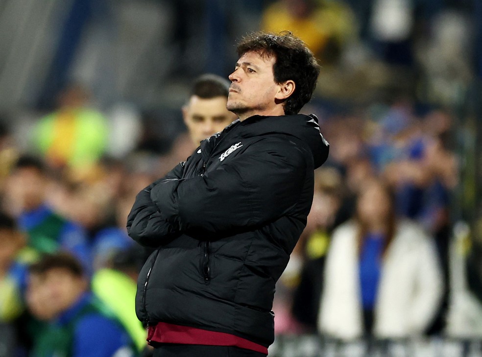 Fernando Diniz em Rosario Central x Corinthians — Foto: REUTERS/Agustin Marcarian