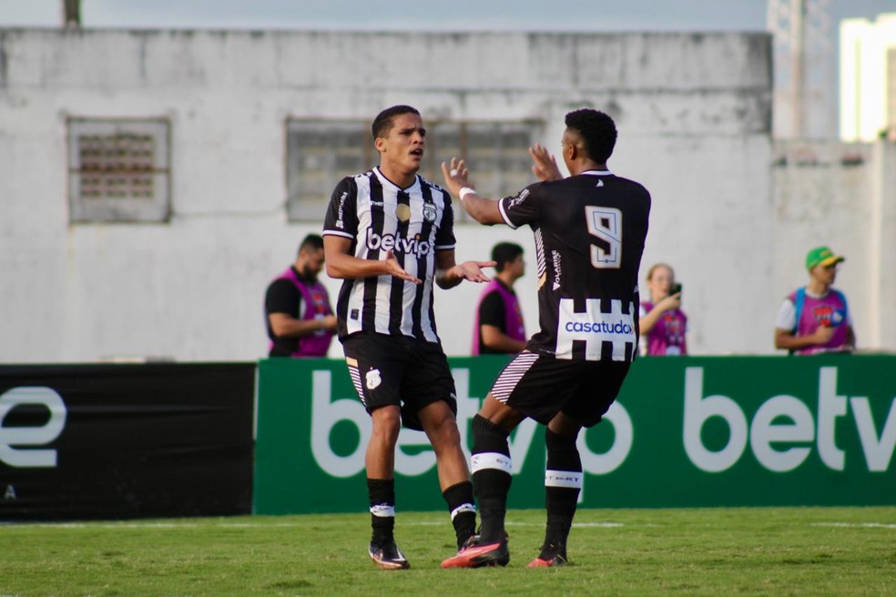 Thiaguinho � o cara do Treze na temporada � Foto: Wellington Faustino/FPF