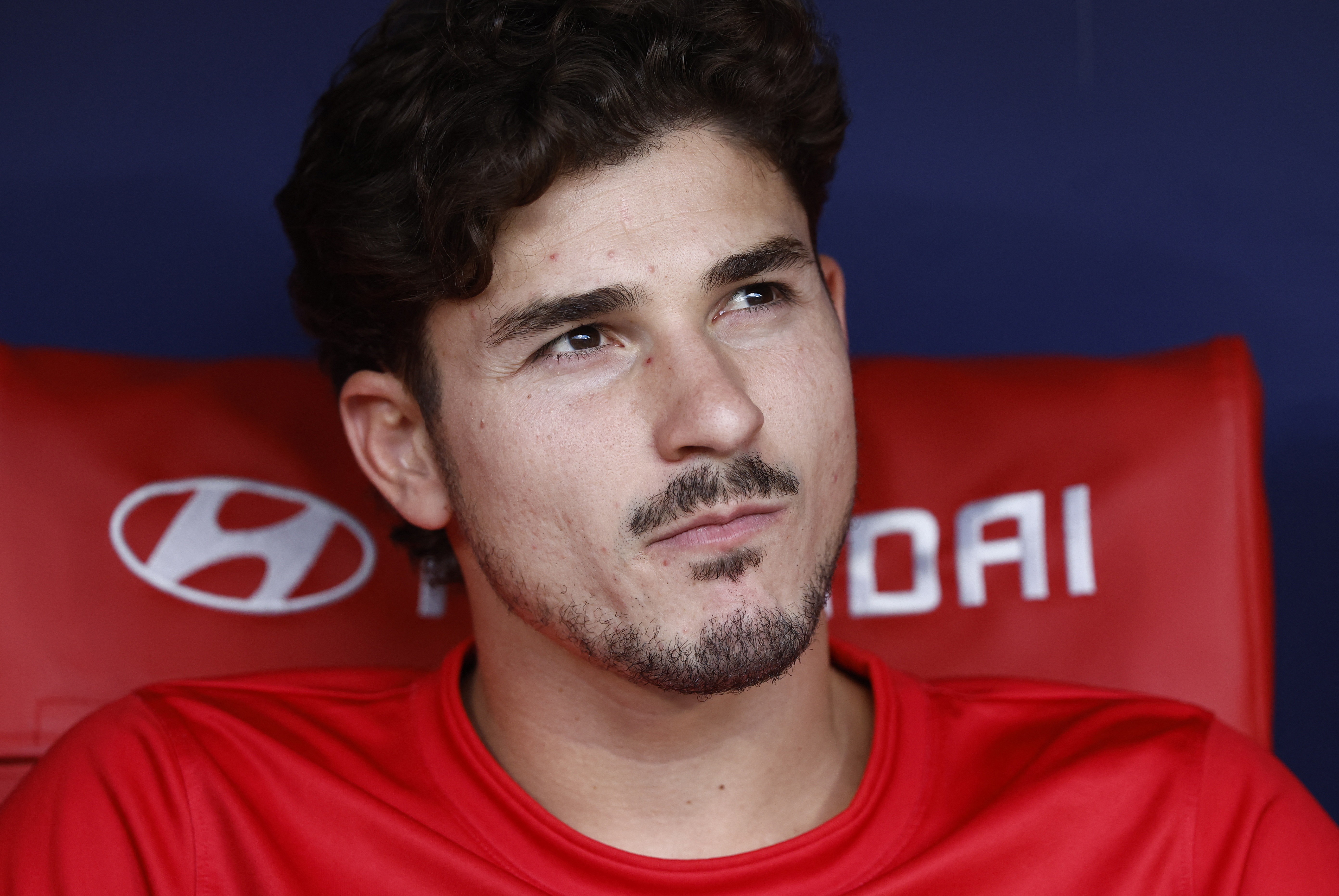 Julián Álvarez é vaiado pela torcida do Atlético de Madrid em empate com o Villarreal