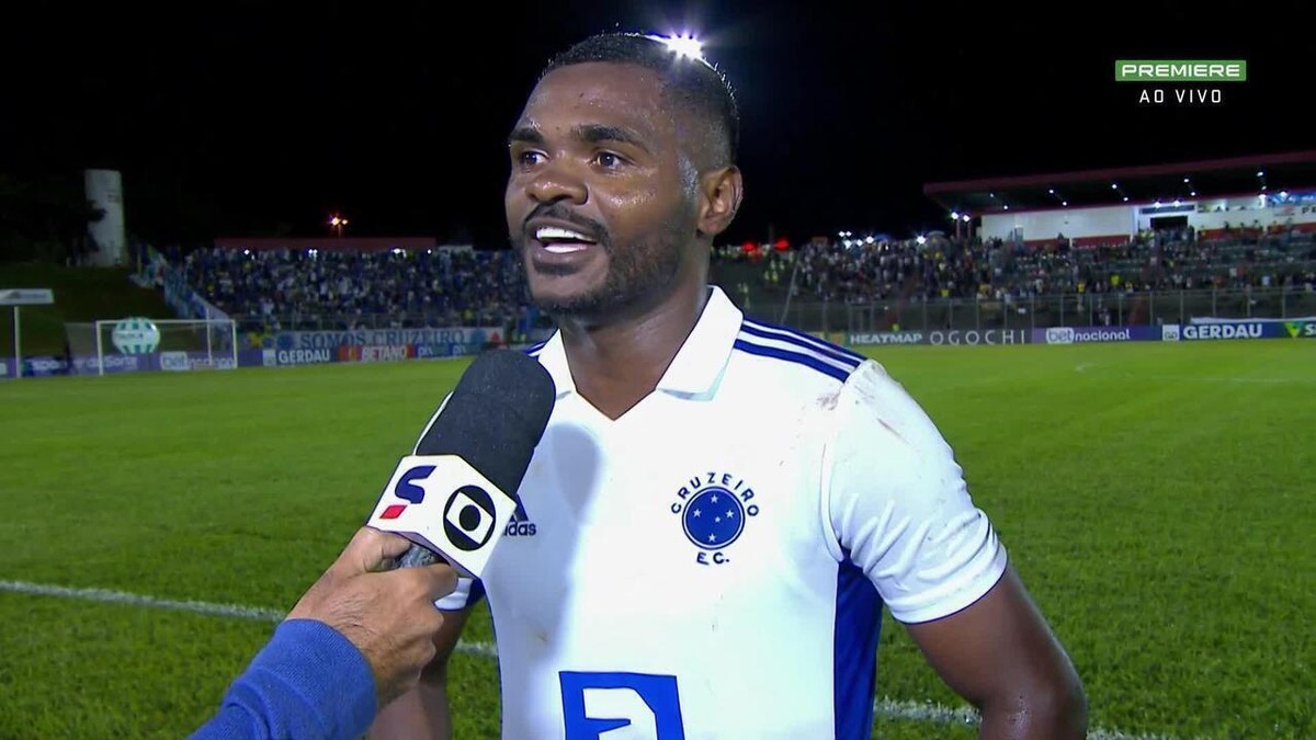 Nikão faz em dois jogos pelo Cruzeiro o que levou 25 no SPFC