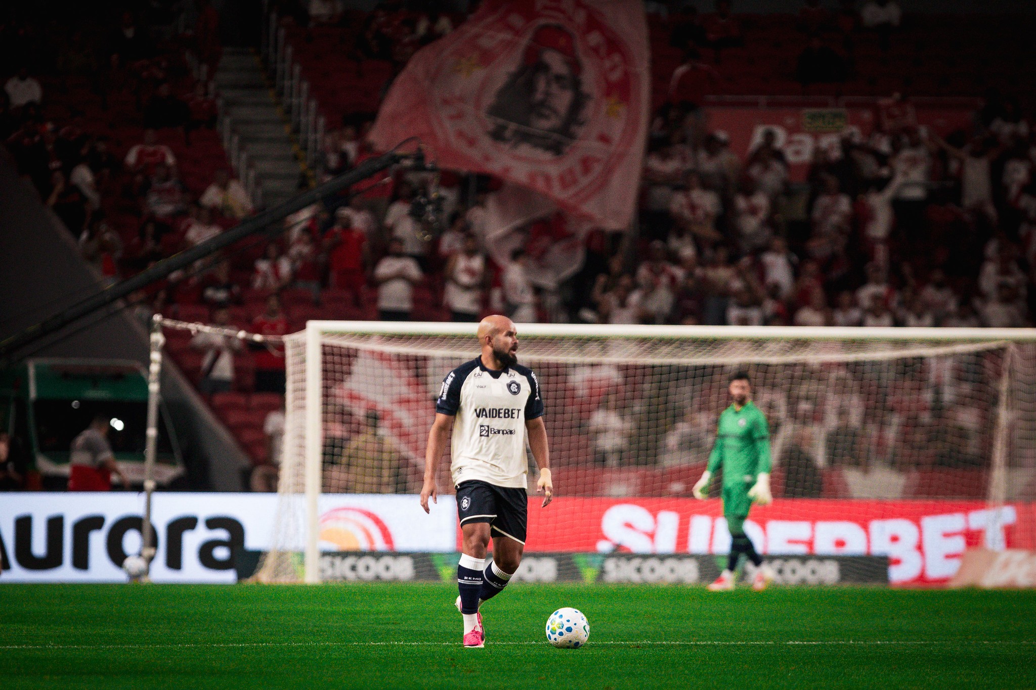 Zé Welison exalta torcida do Remo como visitante antes de mais um jogo fora na Série A