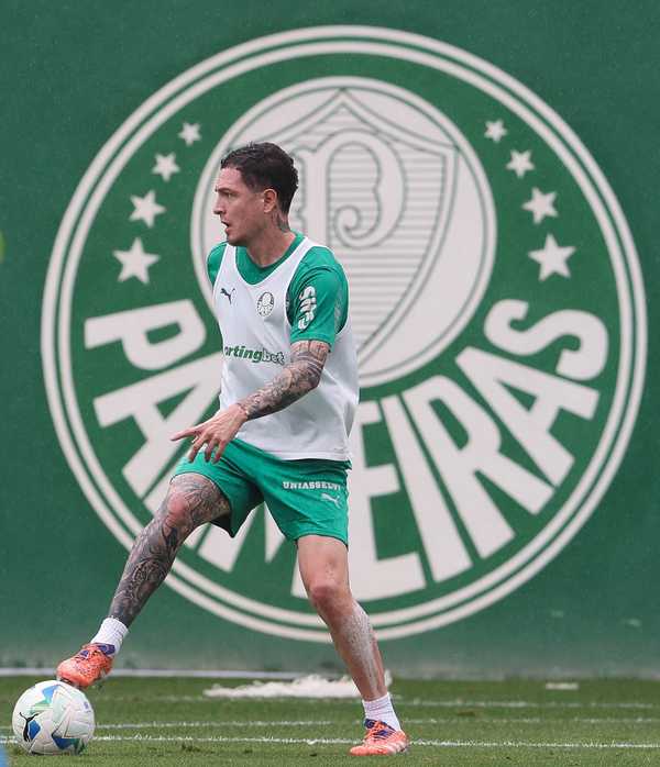 Palmeiras ganha esperança: Aníbal Moreno treina e pode ser surpresa contra a LDU na Libertadores