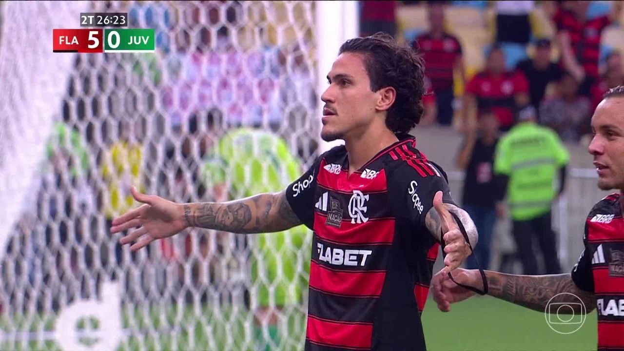 Filipe Luís destaca eficácia ofensiva do Flamengo, mas mantém pés no chão