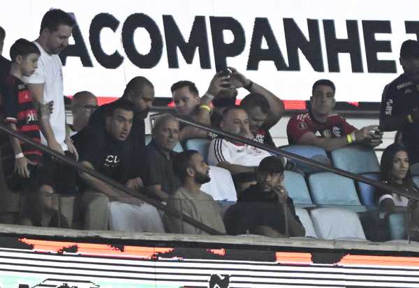 Neymar declara Flamengo como seu segundo time de coração no Maracanã.