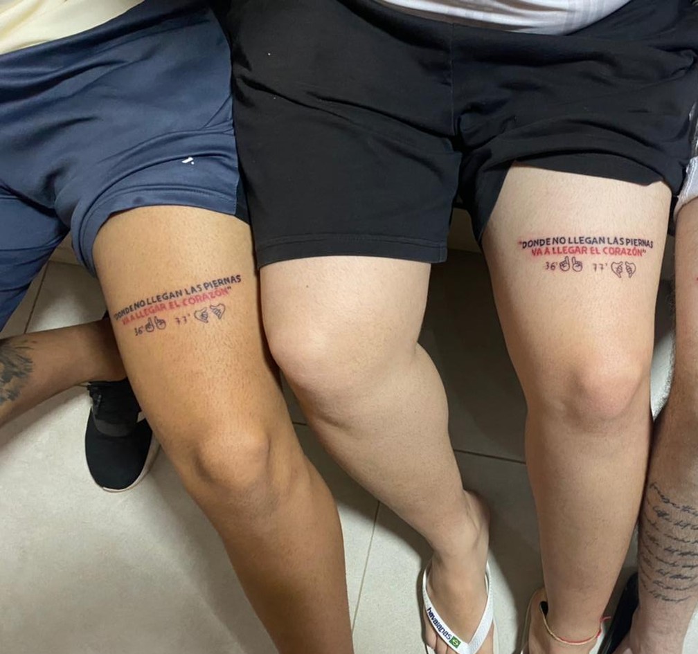 São-paulinos que tatuaram frase de Crespo admitem ilusão após título:  Achávamos que iríamos ganhar tudo, futebol