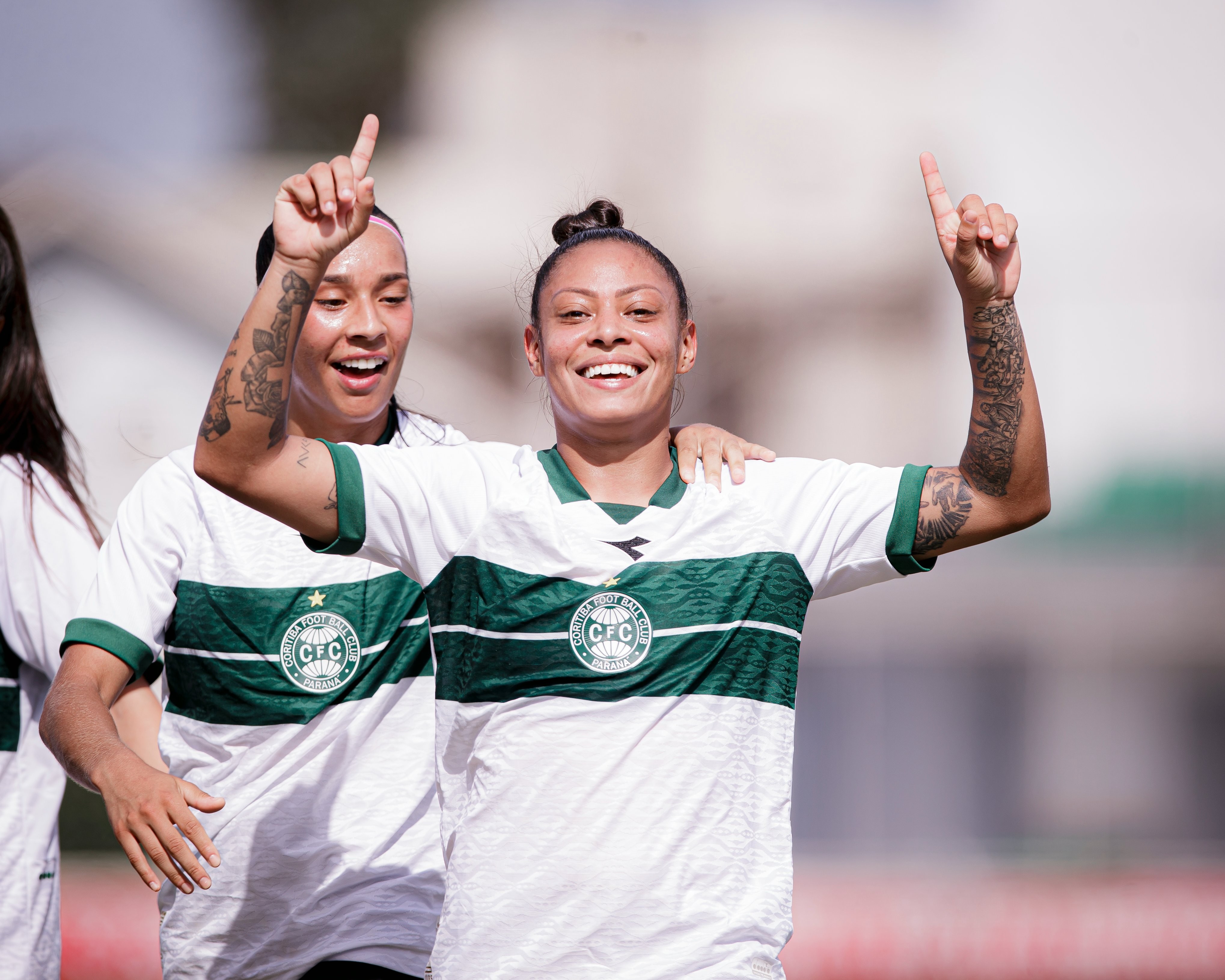 Coritiba é campeão do Paranaense Feminino 2025 em final marcada por golaços
