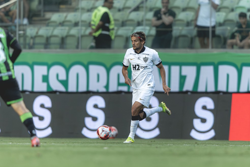 Gustavo Scarpa na partida entre Atlético x América — Foto: Pedro Souza / Atlético