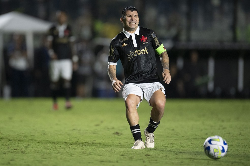Medel em Vasco x Corinthians — Foto: Jorge Rodrigues/AGIF