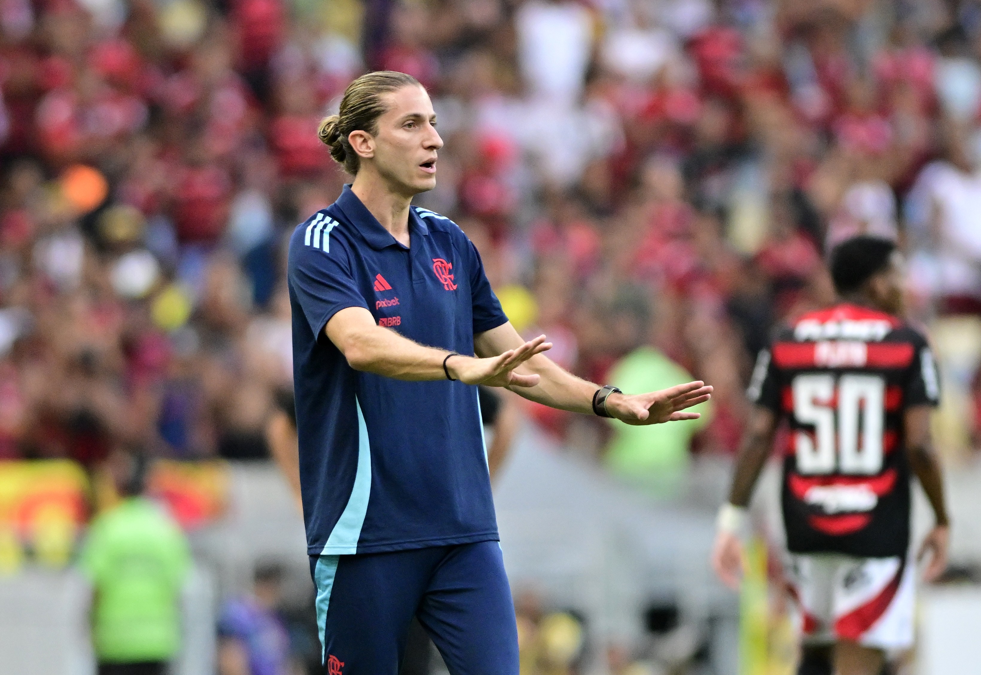 Filipe Luís destaca importância da vitória do Flamengo após sair atrás no placar