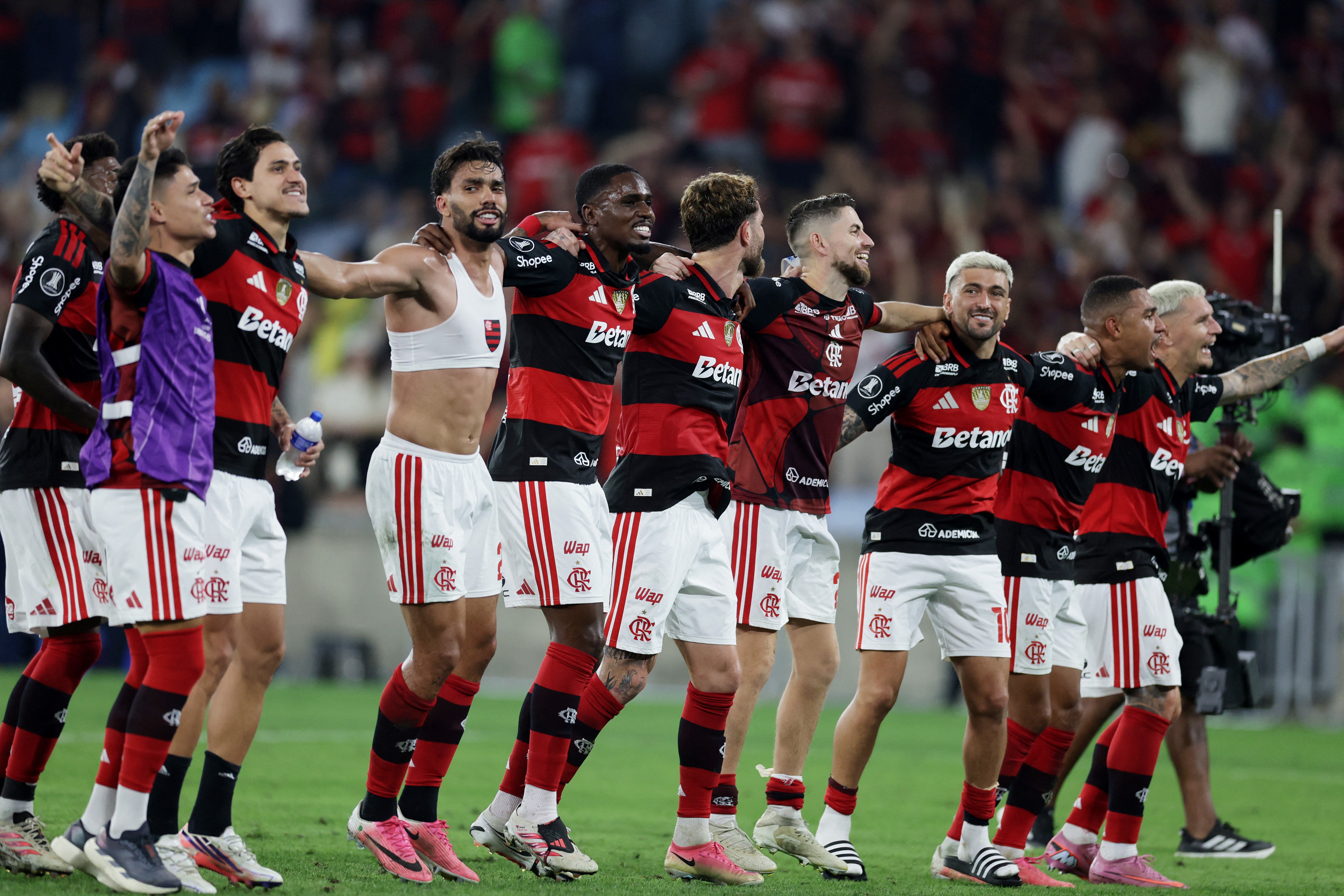 Flamengo acalma bastidor, se fecha e fortalece mentalidade para seguir vivo na Libertadores