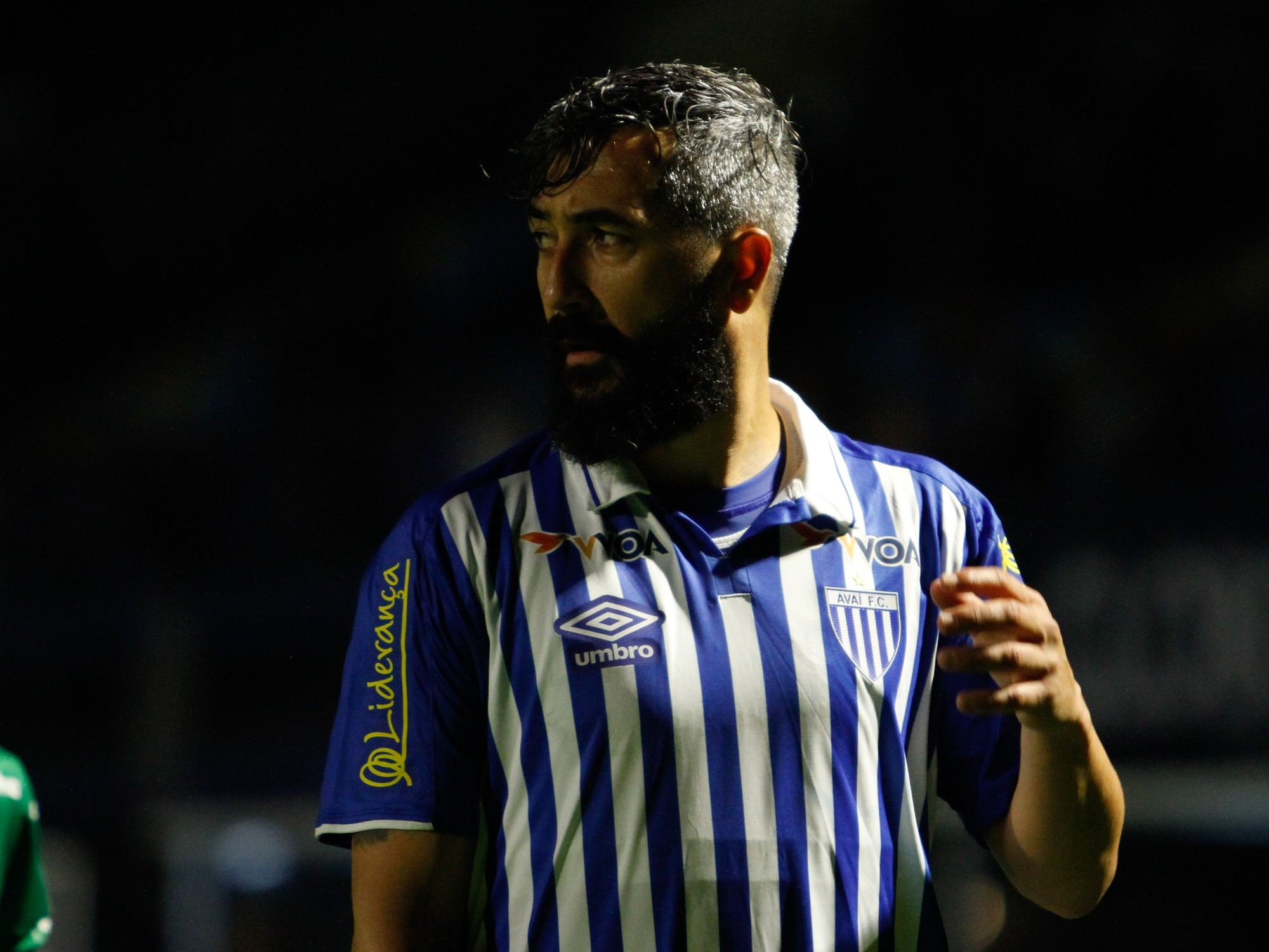 Douglas, ex-Grêmio e Corinthians, fecha com o Brasiliense para a ...