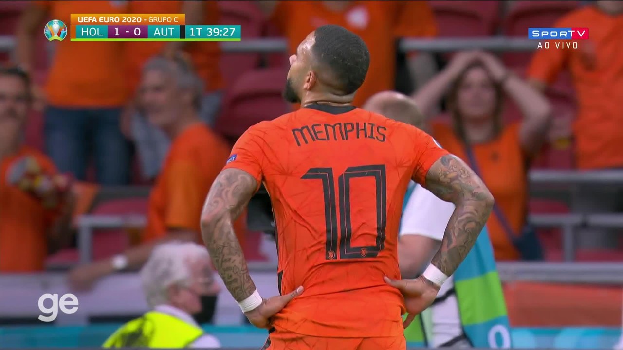 Depay fez golpix luckybetpênalti sobre a Áustria por 2 a 0. Mas com bola rolando tava complicado... 