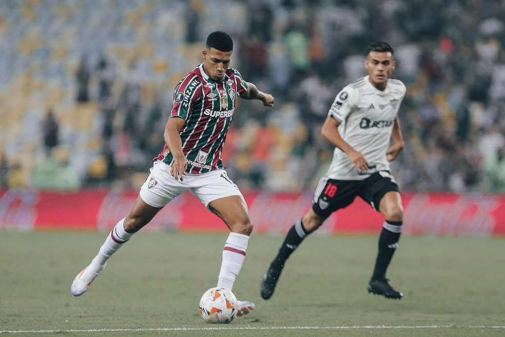 Kau Elias e Fausto Vera em Fluminense x Atltico-MG  Foto: LUCAS MERON / FLUMINENSE F.C.