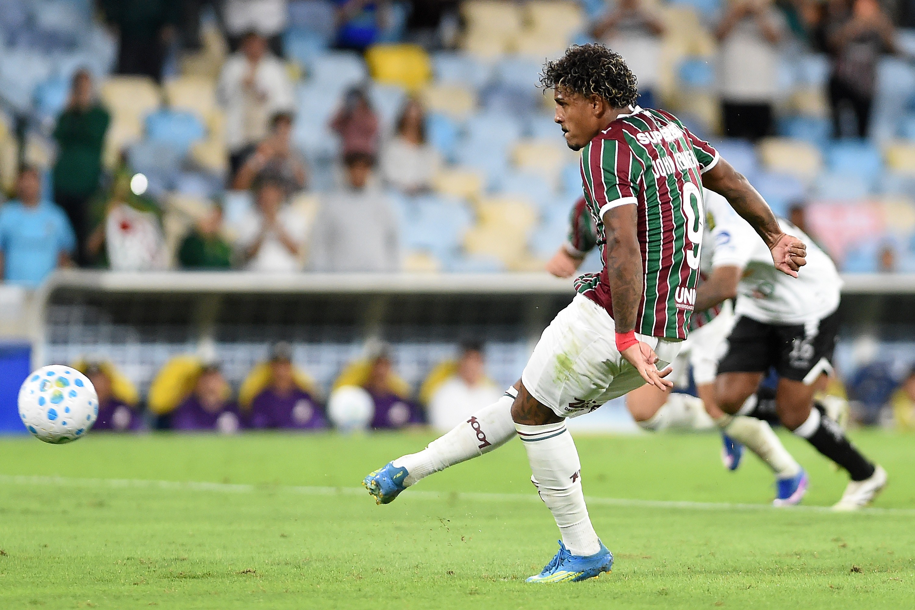 Fluminense apresenta bom desempenho em pênaltis após eliminação de 2025, mas ainda sofre em momentos decisivos