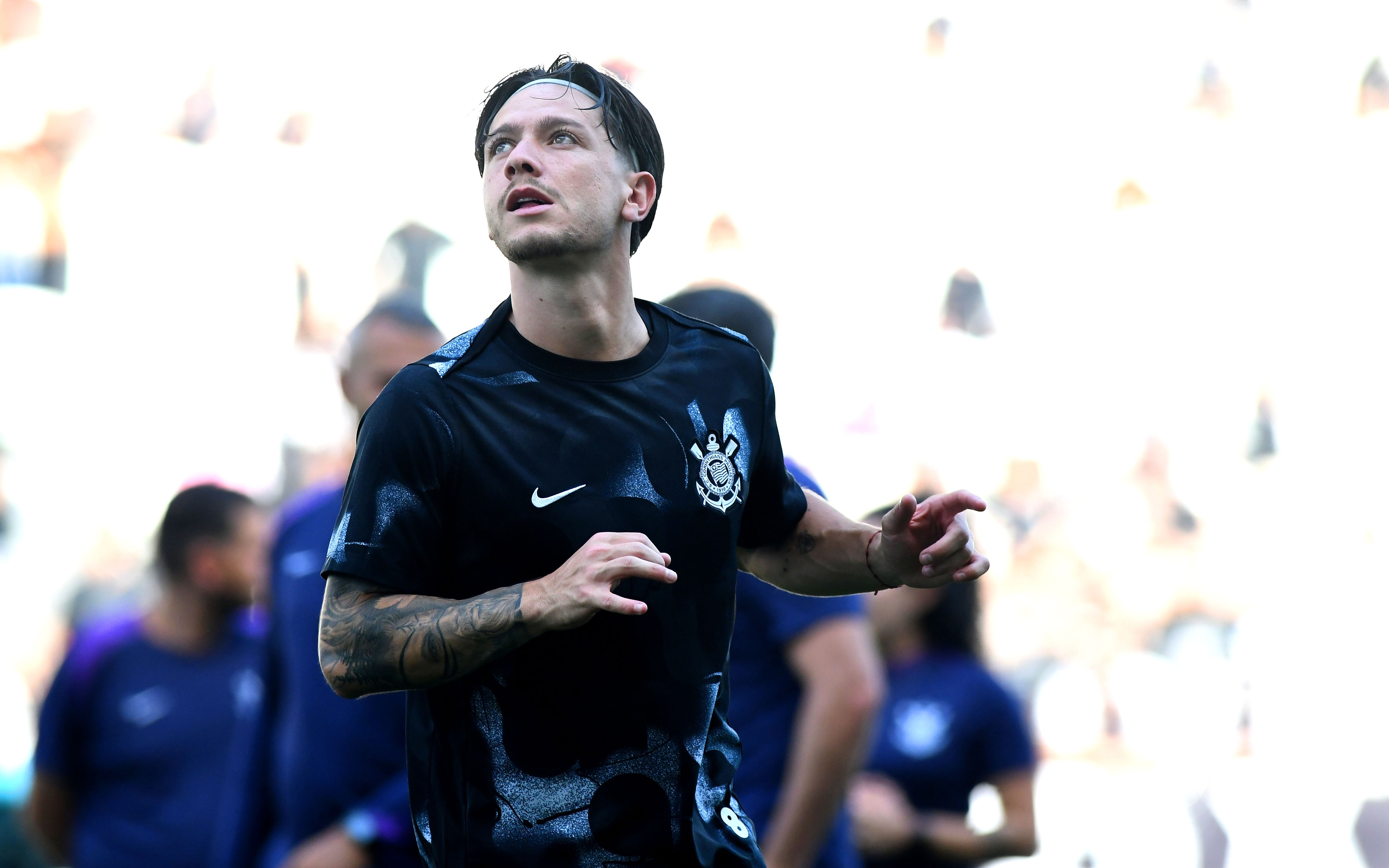 Garro alcança recorde no Timão e se torna o argentino que mais atuou pelo clube