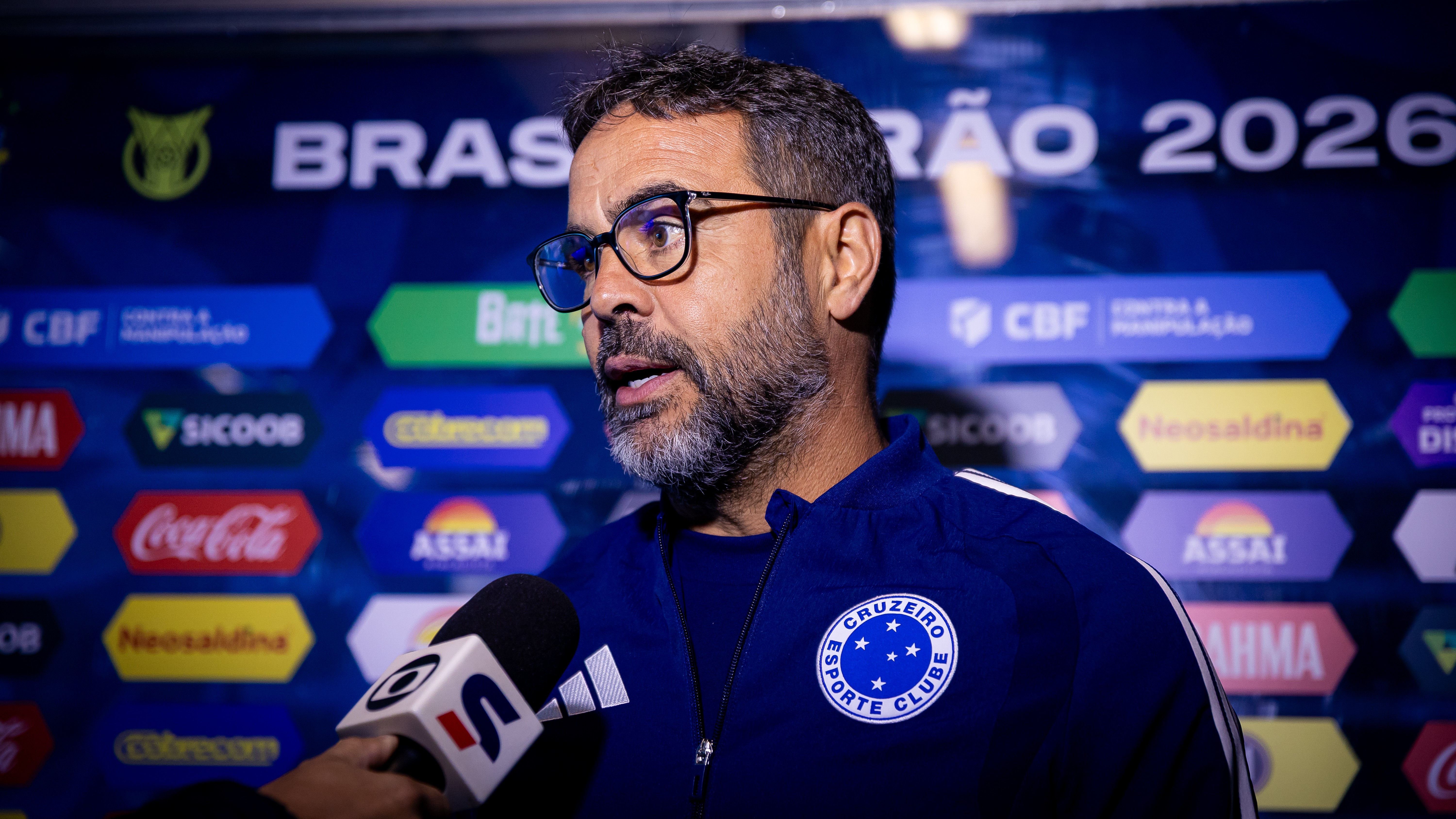Artur Jorge defende nova regra de estrangeiros no Brasil, mas projeta crescimento de países vizinhos