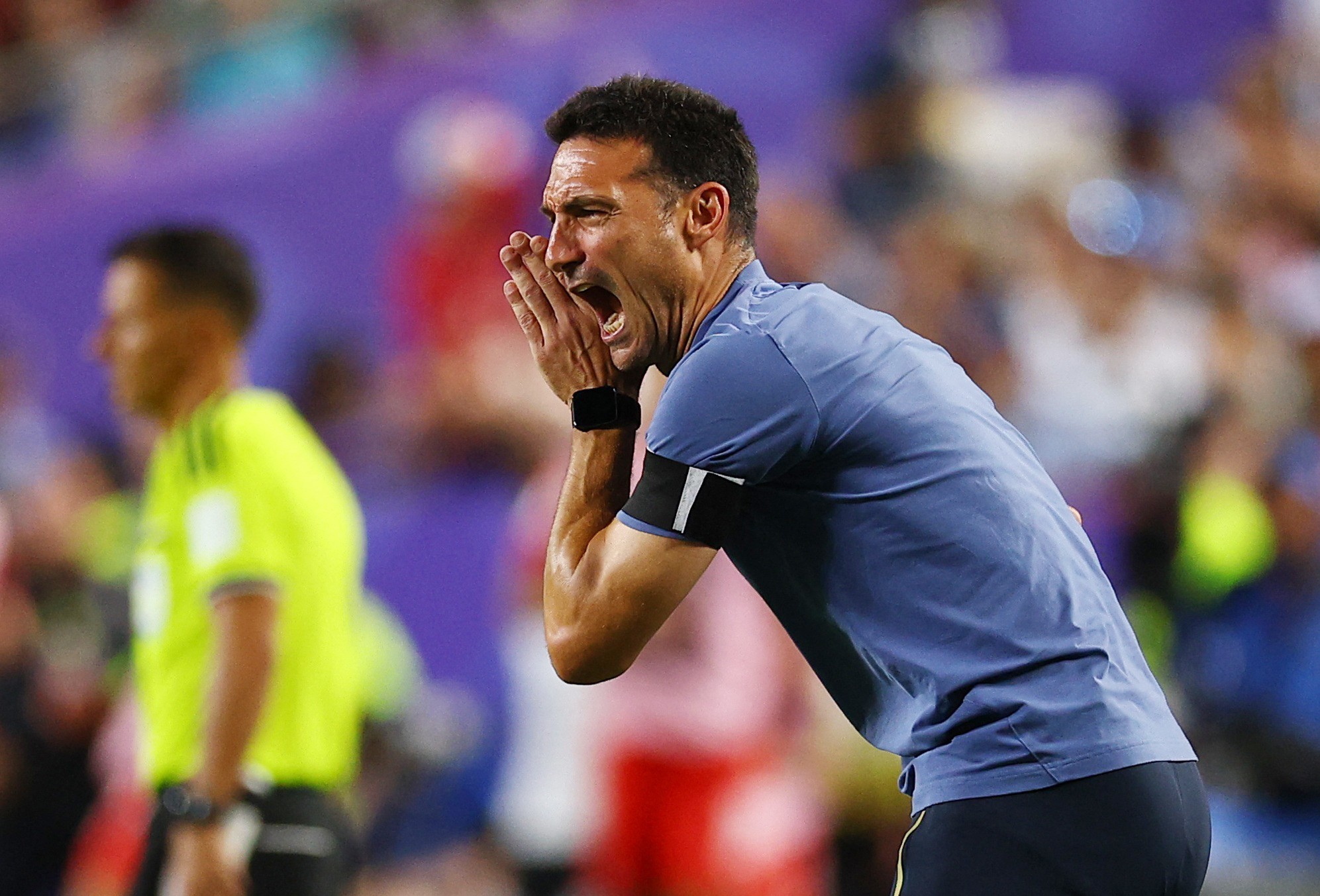 Scaloni diz que Argentina precisa melhorar e admite sorte por expulsão de jogador da Suíça