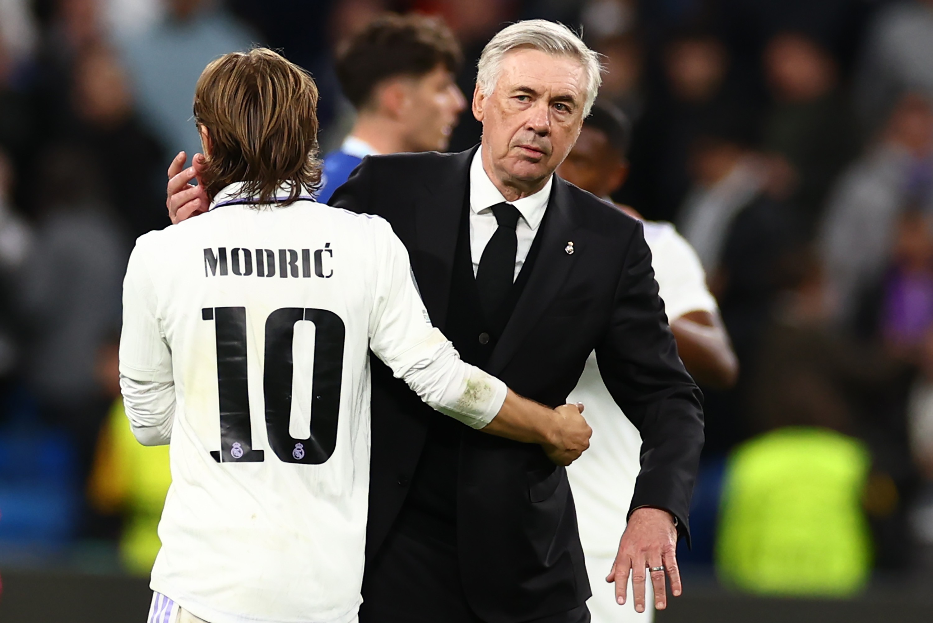 Ancelotti nega atrito com Modric e explica banco: 