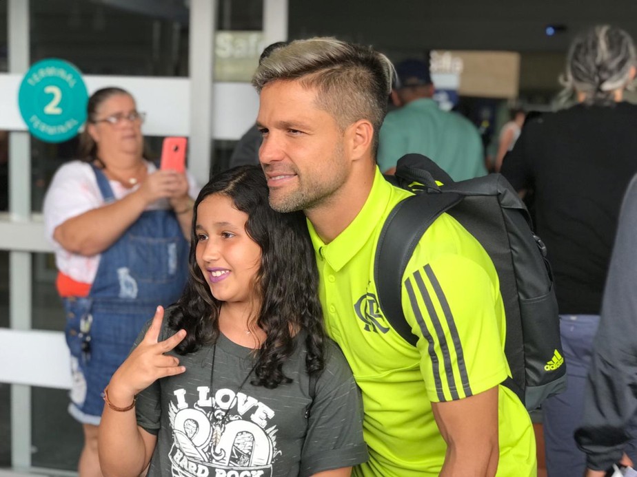 EMBARQUE DO FLAMENGO AO VIVO PARA BOLÍVIA DIRETO DO AEROPORTO