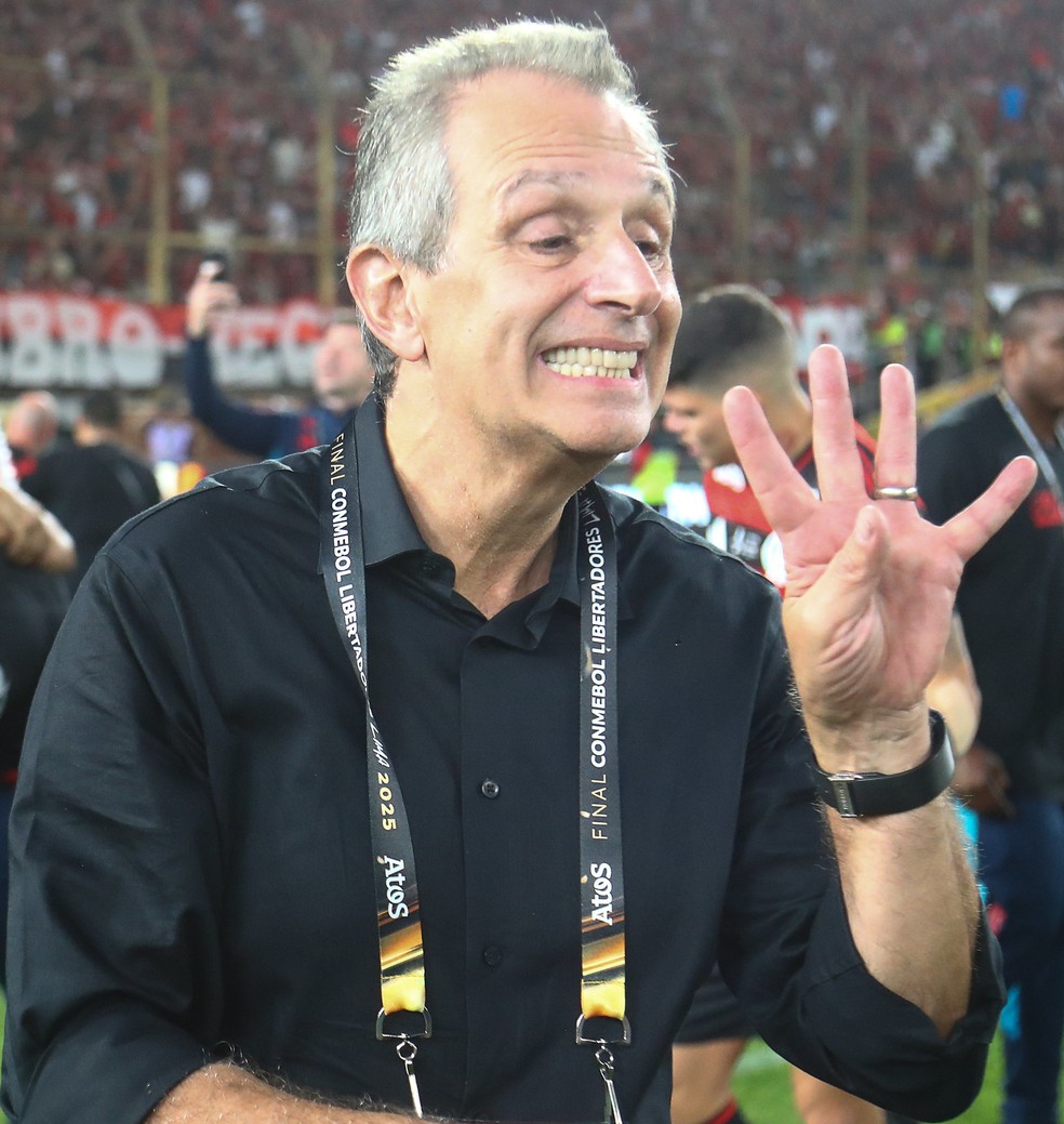 Bap, presidente do Flamengo, comemora tetra da Libertadores — Foto: Gilvan de Souza / Flamengo