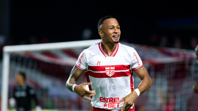 Léo Pereira, atacante do CRB
