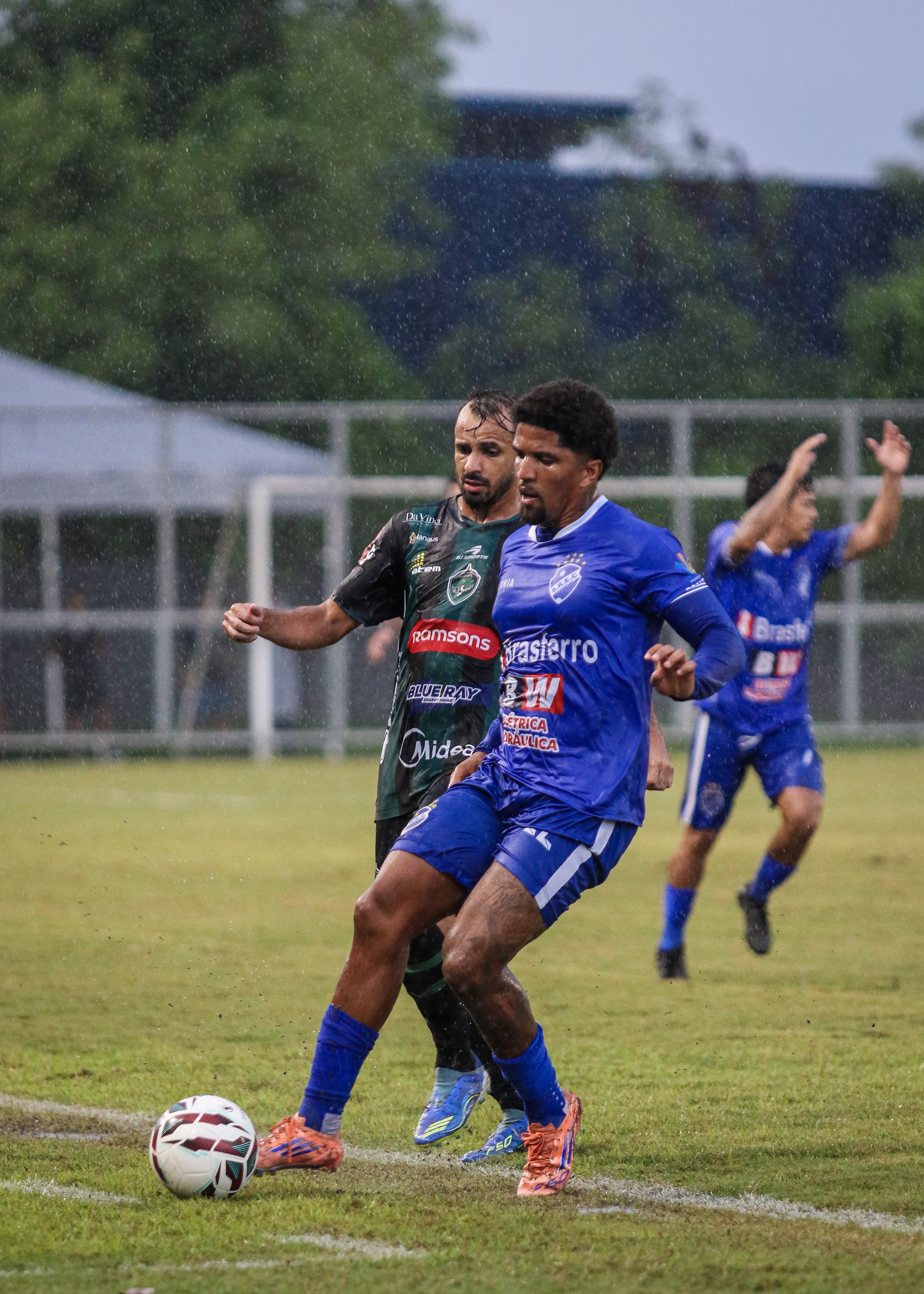 Manaus é surpreendido pelo São Raimundo-RR no Zamith e perde pela Série D