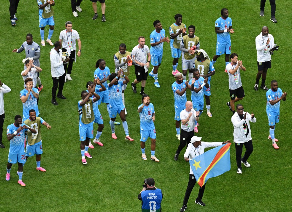 Torcedores do Congo celebram empate