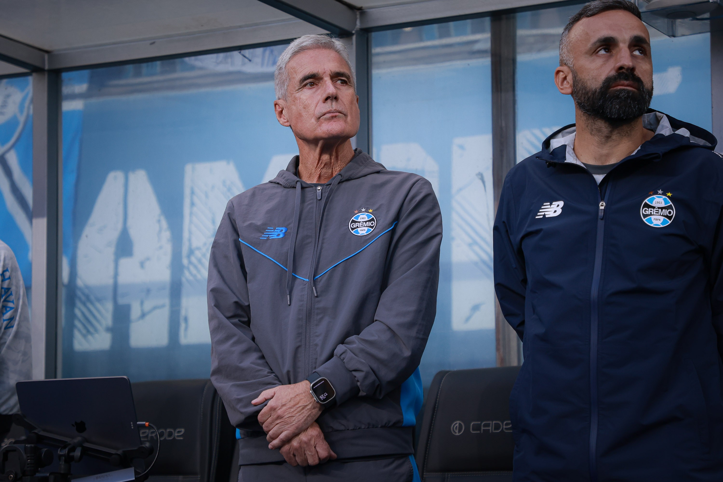 Entenda por que o Grêmio respalda Luís Castro e evita cogitar mudança | Ge