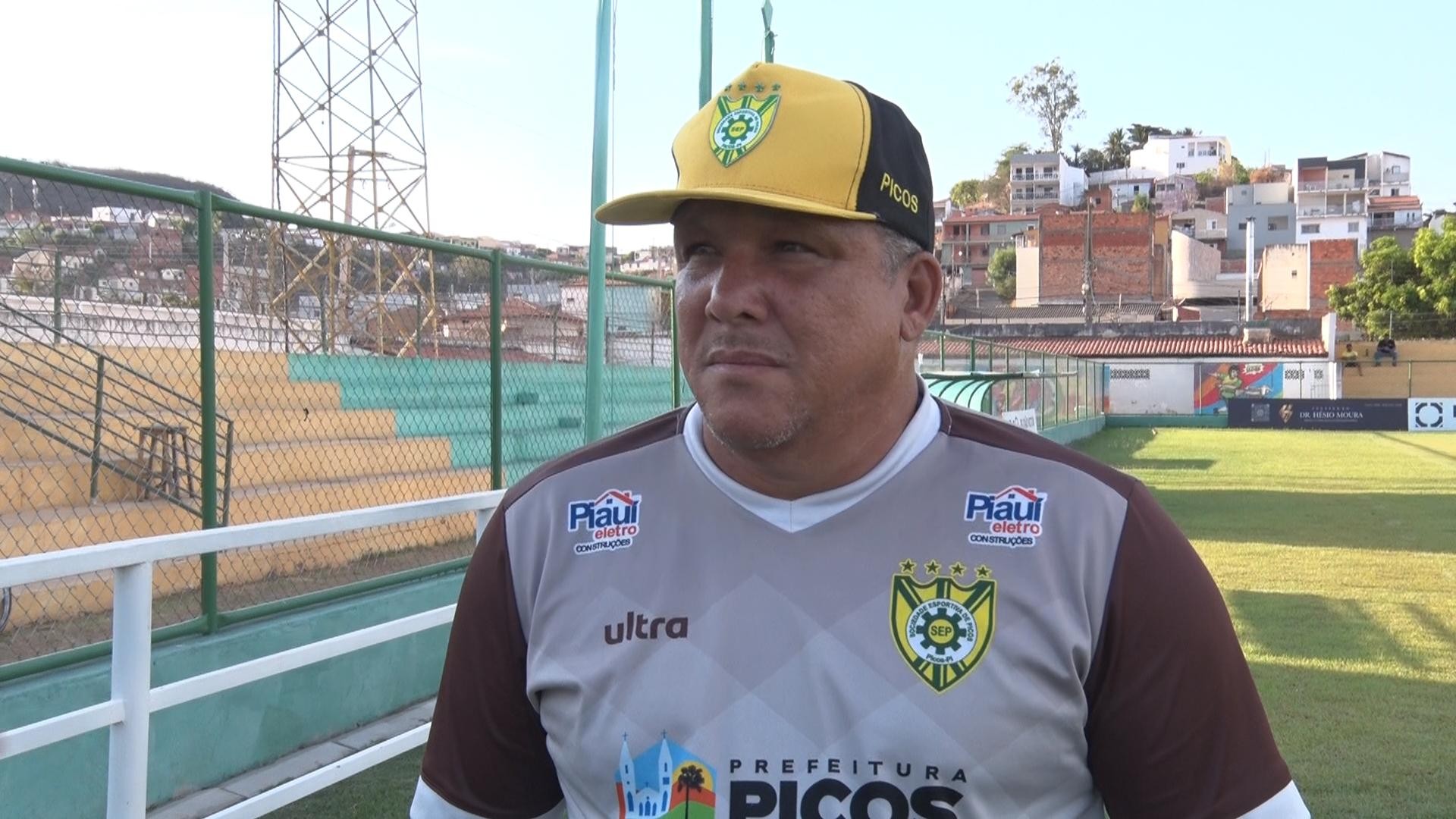 Givanildo Sales prega respeito ao Flamengo-PI e pede liderança a Picos na Série B