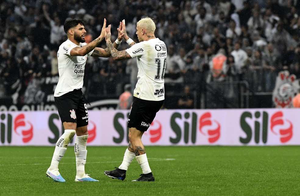 Análise: após o caos, Corinthians tem motivos para crer em dias melhores